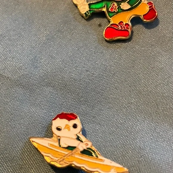 Vintage Chinese Chicken Olympics Pins Set - Picture 4 of 5